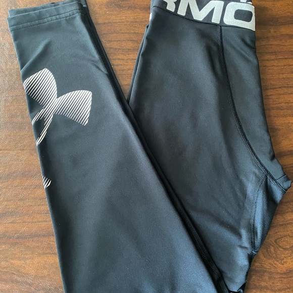 Boys YXL Under Armour coldgear leggings in excellent condition - Picture 3 of 3